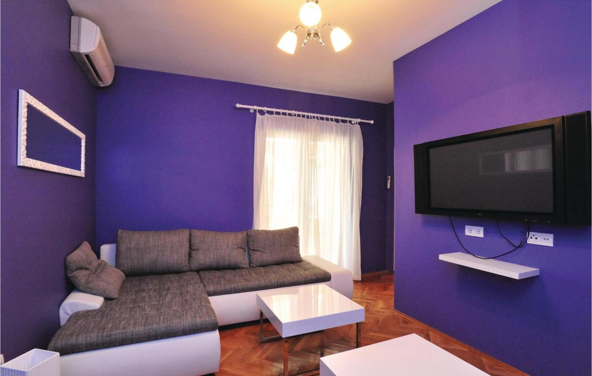Amazing Home In Kastel Stari With House Sea View คาชเตลา ภายนอก รูปภาพ